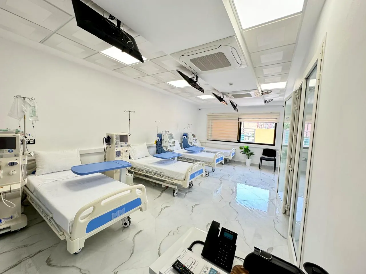 Salle d'hémodialyse